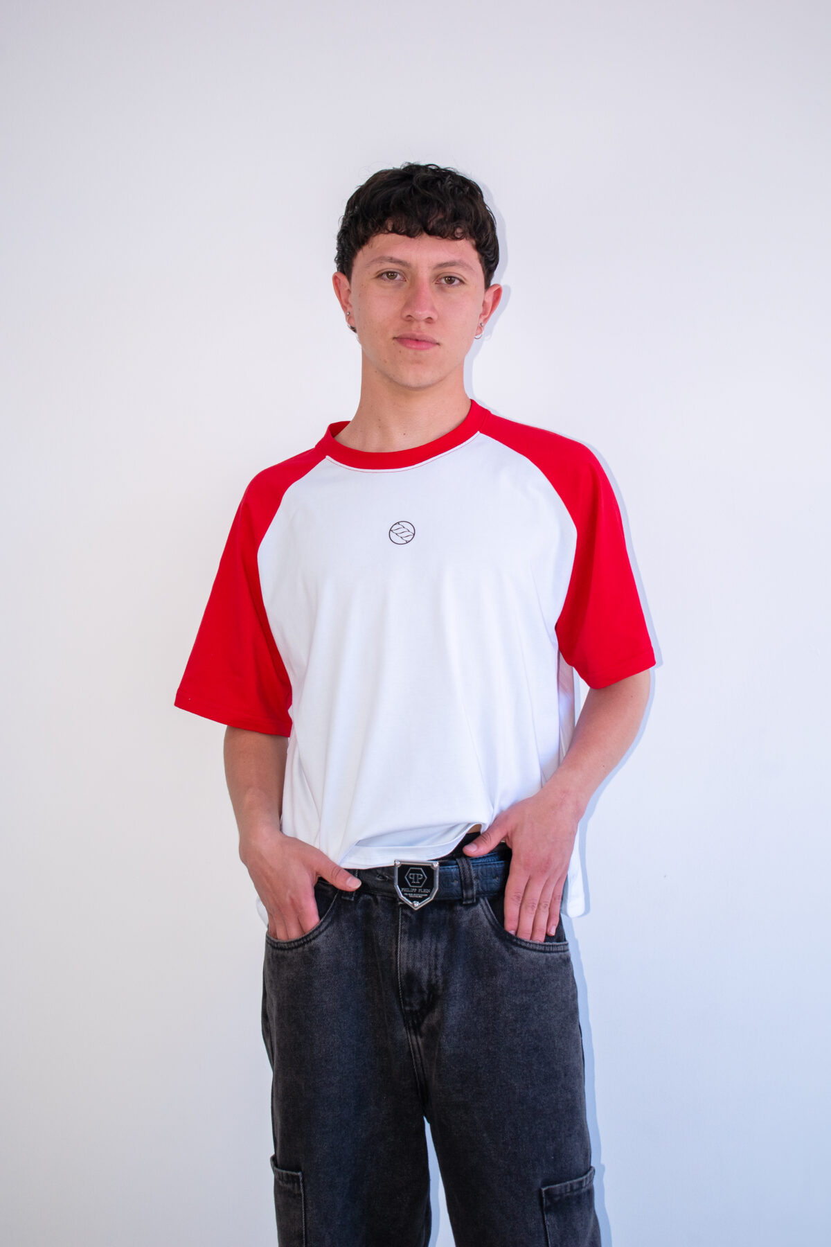 CREW RANGLAN TEE – ROJO - Image 3
